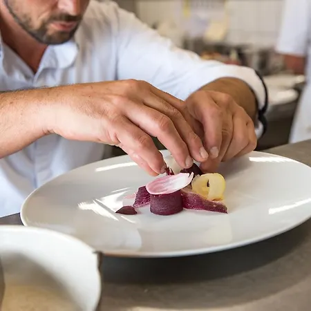 La Montagne Szálloda 4*