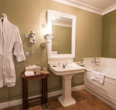 La Montagne Szálloda Colombey-les-deux-Églises