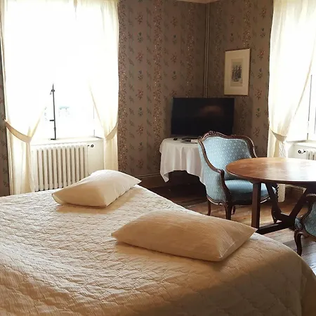 Hotel-restaurant La Montagne Отель